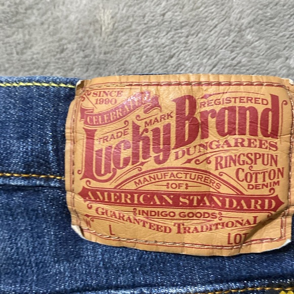 Lucky Brand Cropped Jeans - Picture 4 of 4